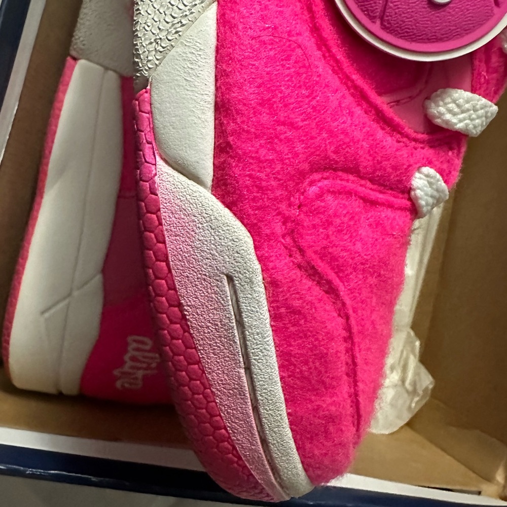 Alife Court Victory Reebok Pumps 2007 - Picture 3 of 9